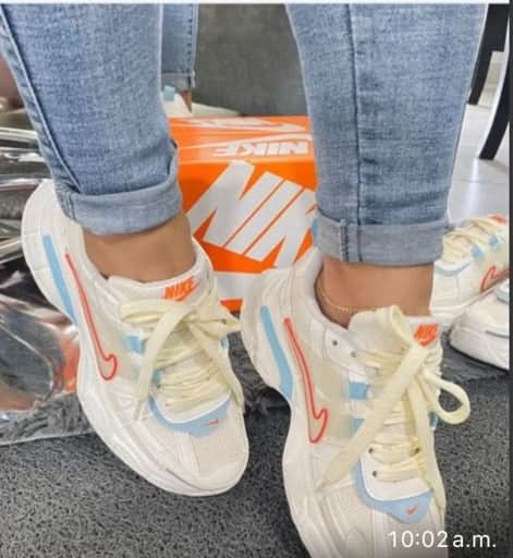 NIKE BLANCO NARANJA - DAMA