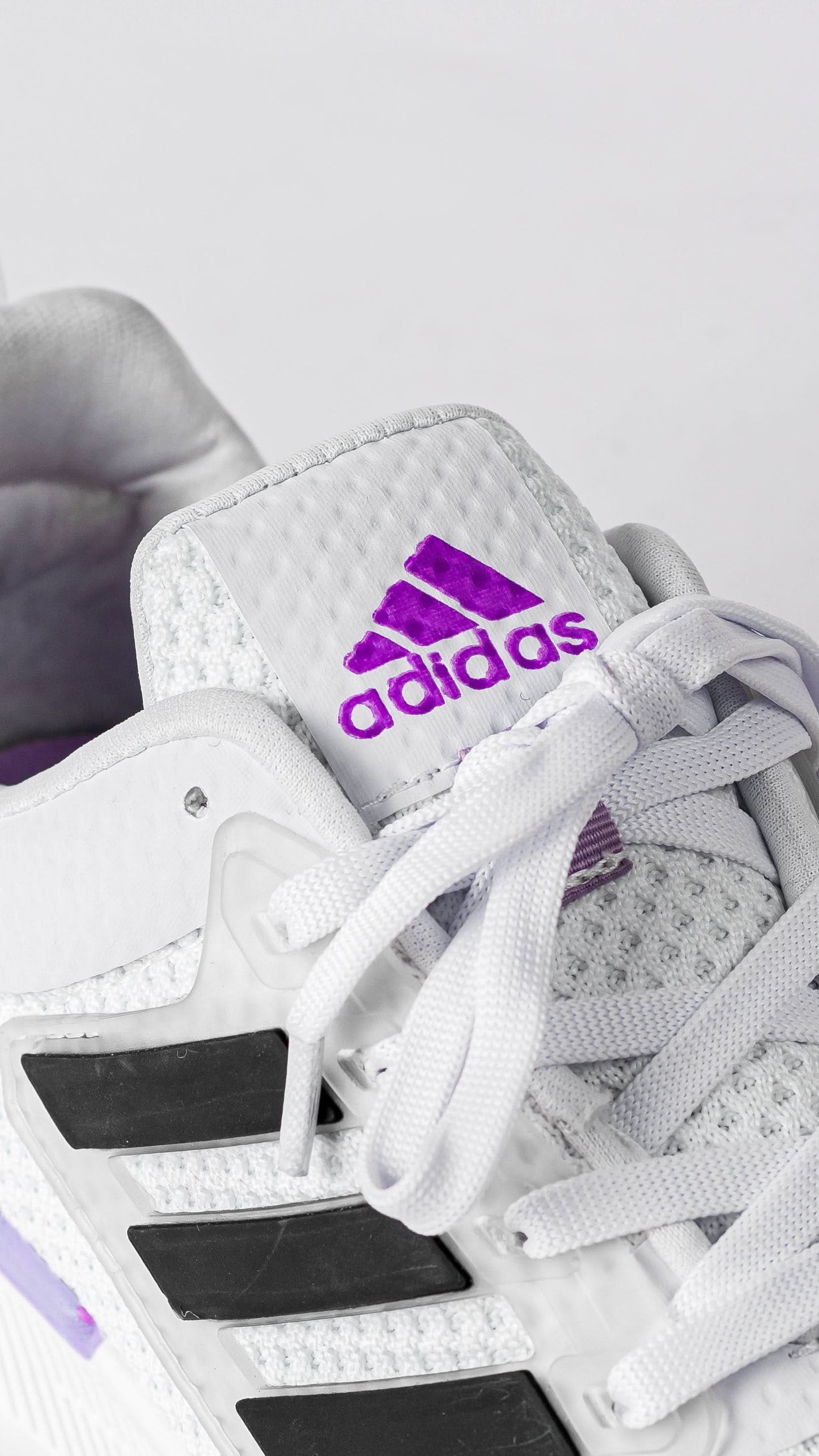 Tenis Adidas Ultraboost Unisex BLANCO LILA