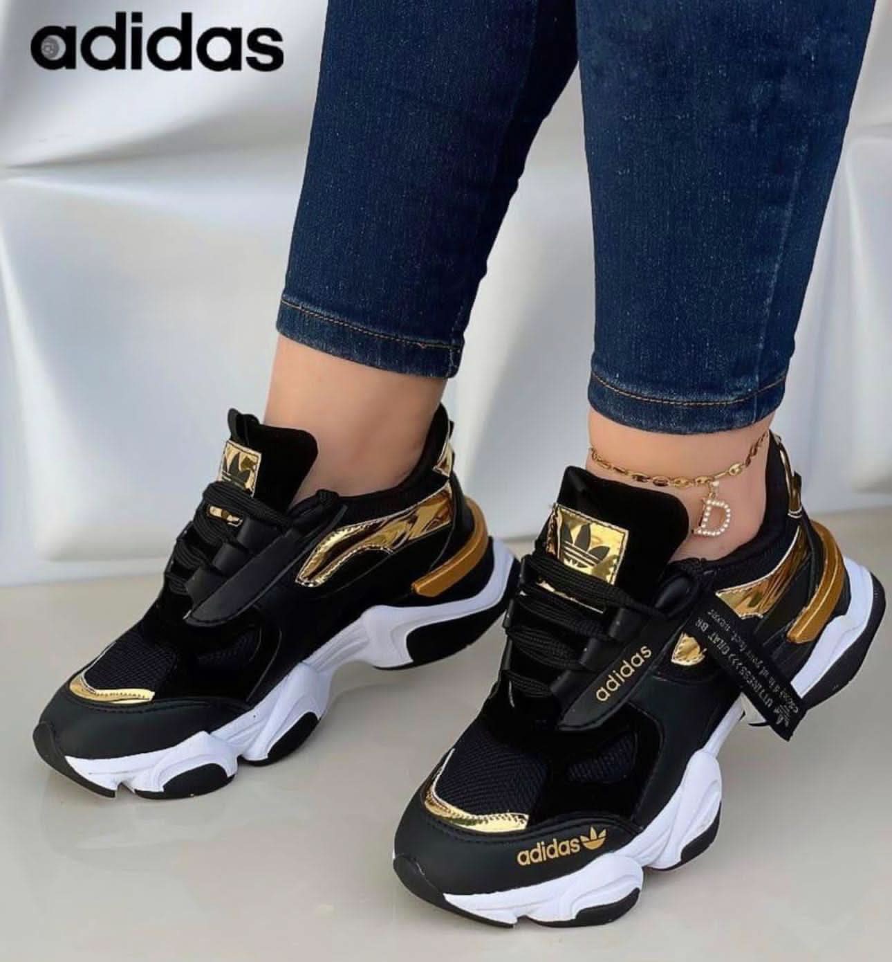 Adidas Fashion NEGRO Dama